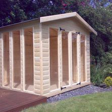 Garden sheds and playhouses in Hull