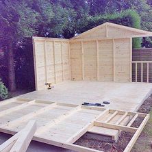 Garden sheds and playhouses in Hull
